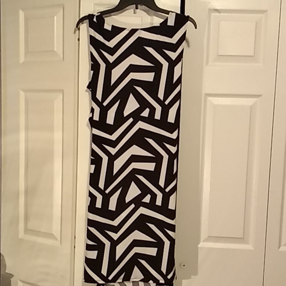 Black and white Dress tank - Picture 5 of 5
